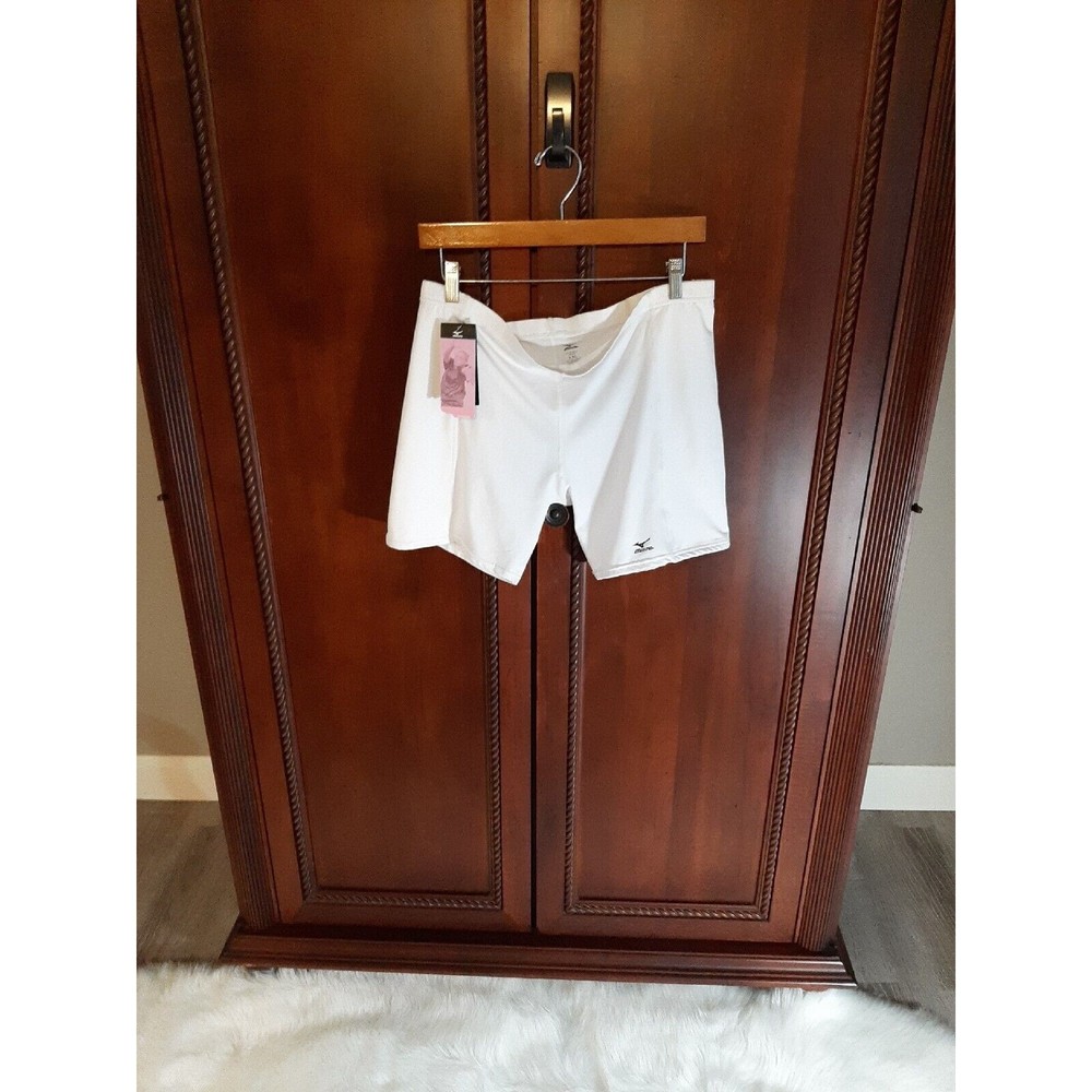 Mizuna NEW Women's Size XXL Lightweight Performance Cycling Shorts White